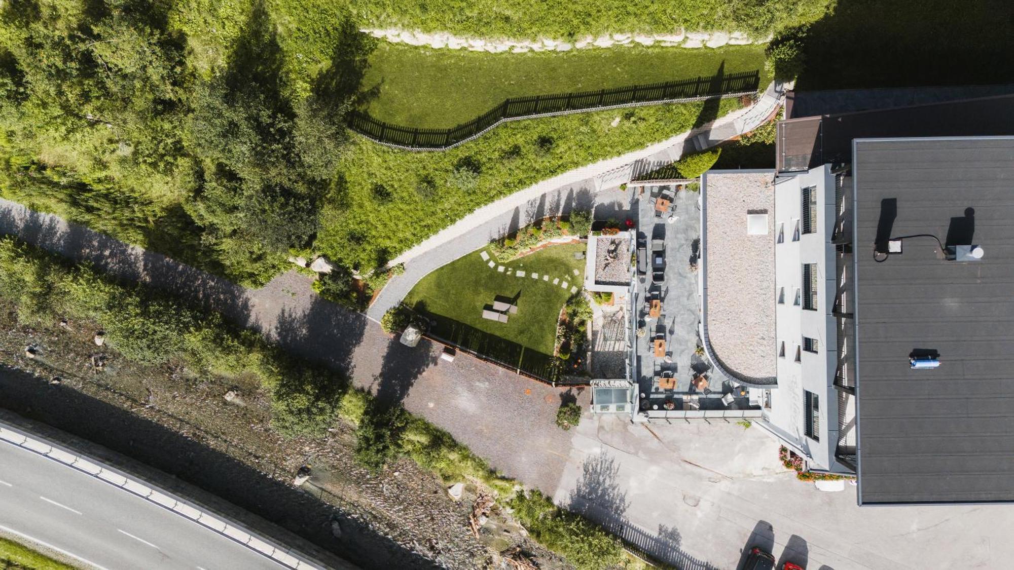 Hotel Edelweiss Kaunertal Exteriör bild